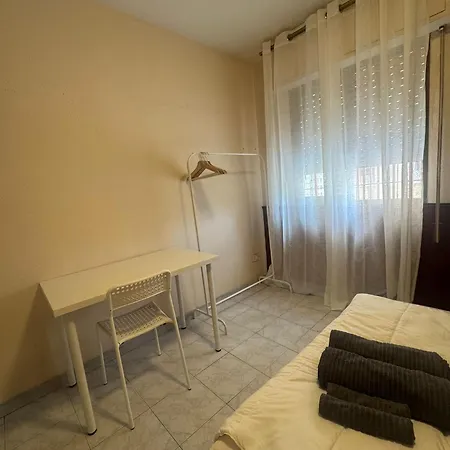 Homestay Cerca Plaza Del Caballo *